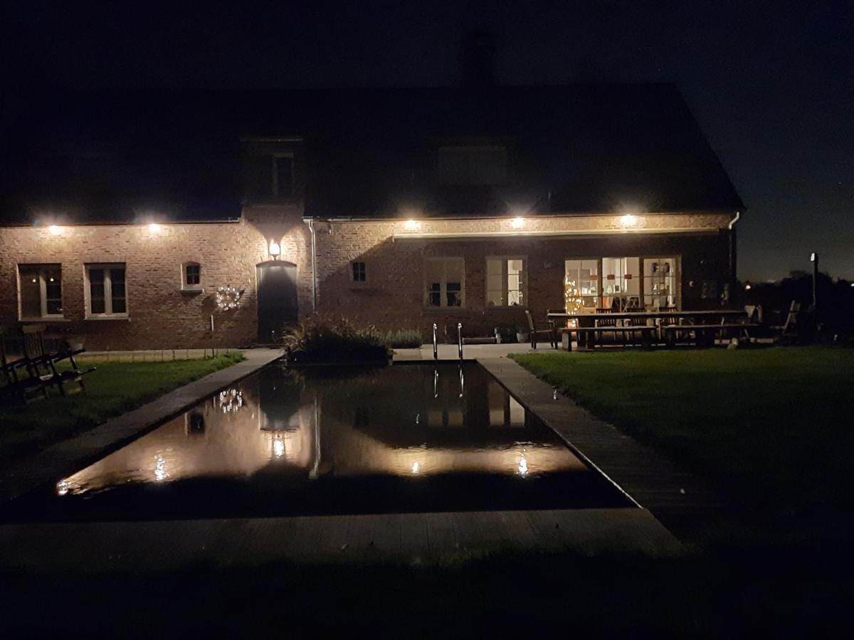 B & B Victors Hof, Met Zwemvijver In Landelijke Setting Lievegem Εξωτερικό φωτογραφία