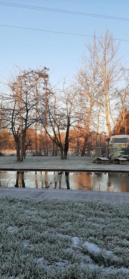 B & B Victors Hof, Met Zwemvijver In Landelijke Setting Lievegem Εξωτερικό φωτογραφία