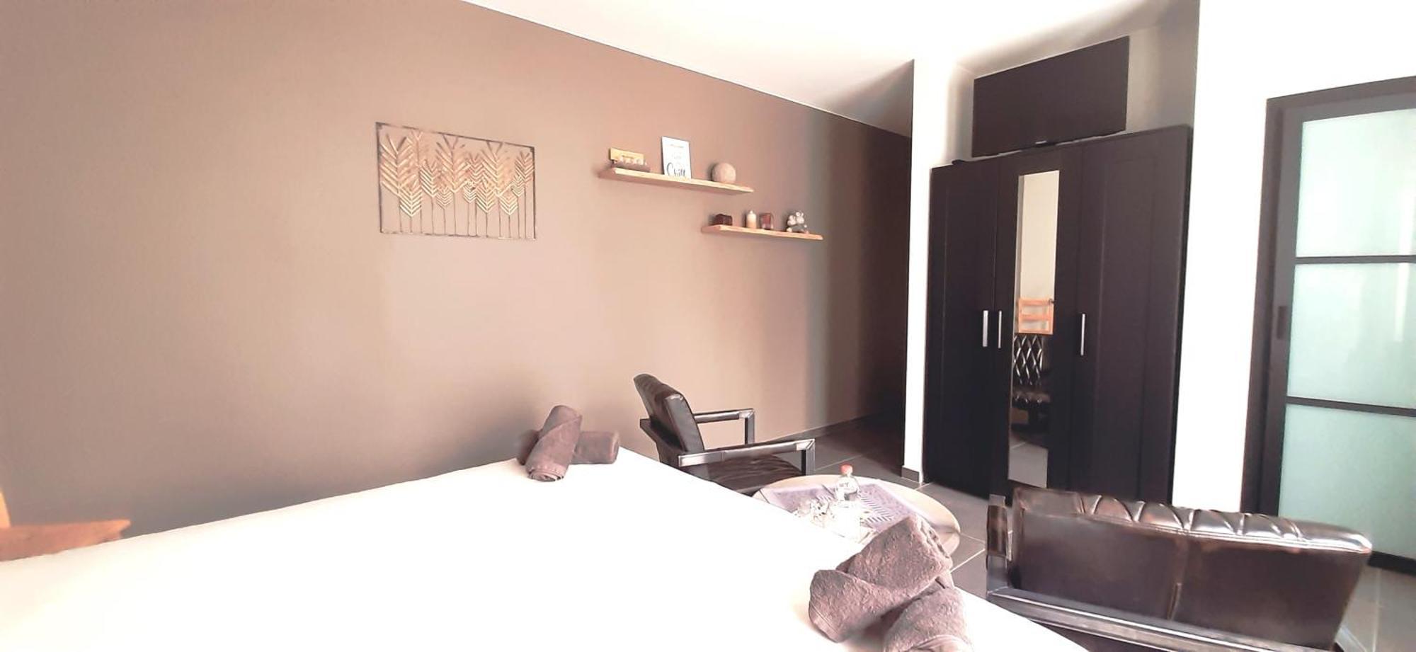 B & B Victors Hof, Met Zwemvijver In Landelijke Setting Lievegem Εξωτερικό φωτογραφία