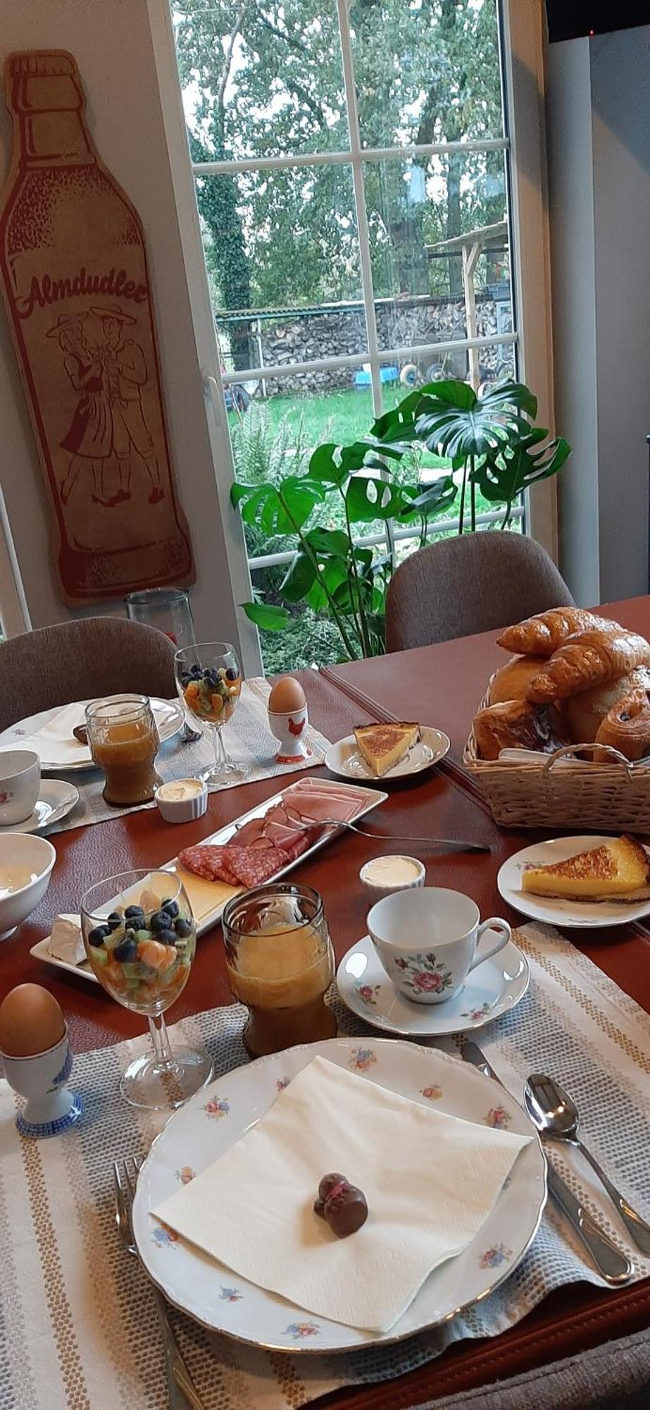 B & B Victors Hof, Met Zwemvijver In Landelijke Setting Lievegem Εξωτερικό φωτογραφία