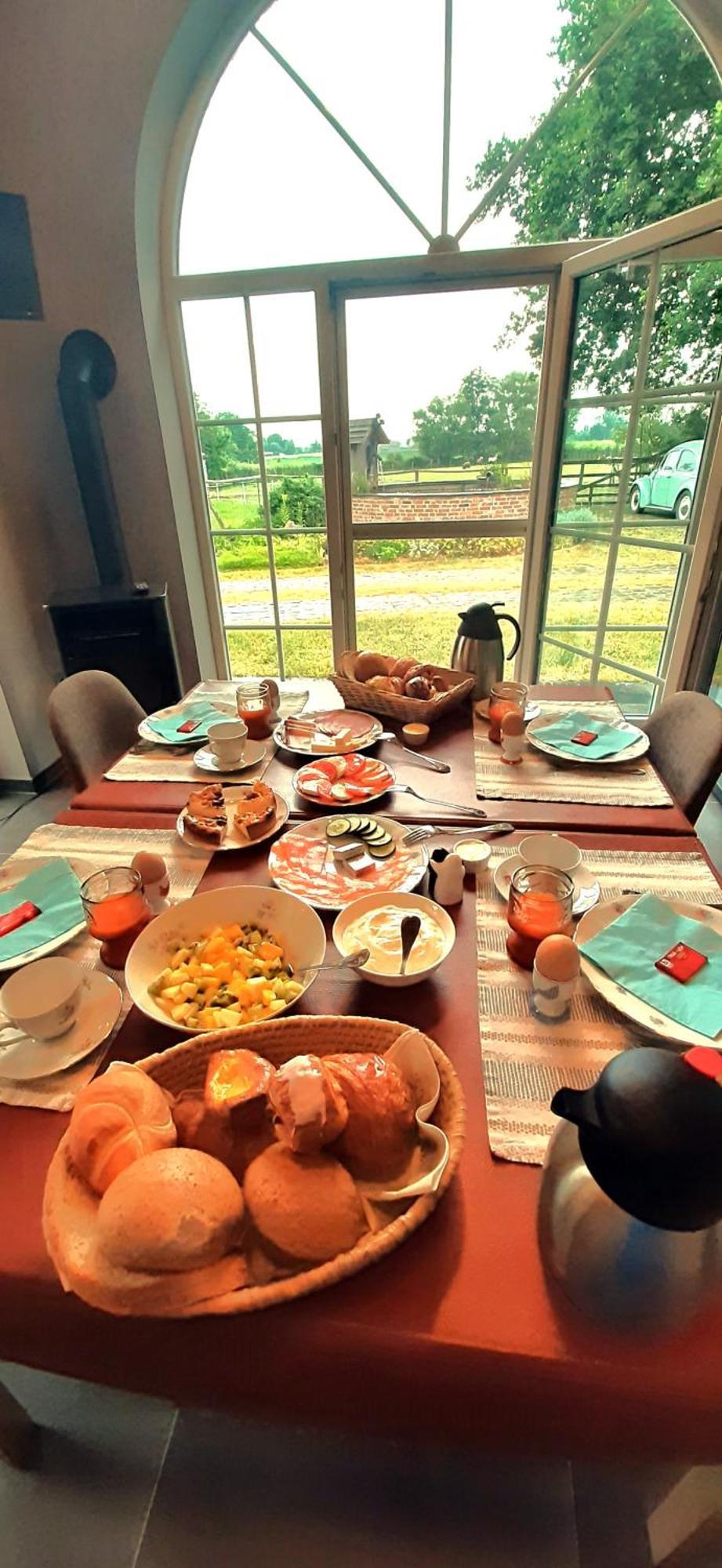 B & B Victors Hof, Met Zwemvijver In Landelijke Setting Lievegem Εξωτερικό φωτογραφία